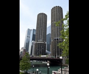 Beautiful Skyscraper in Chicago